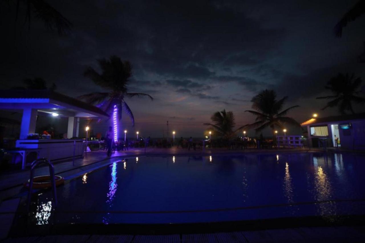 Seaface Beach Resort Kovalam Eksteriør billede